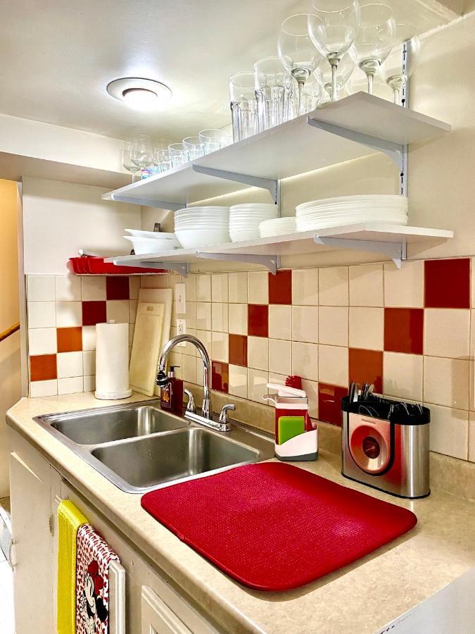 Private Room With Two Twin Beds Air Conditioning And Shared Bathrooms Located Near Seatac Airport And Downtown 시애틀 외부 사진
