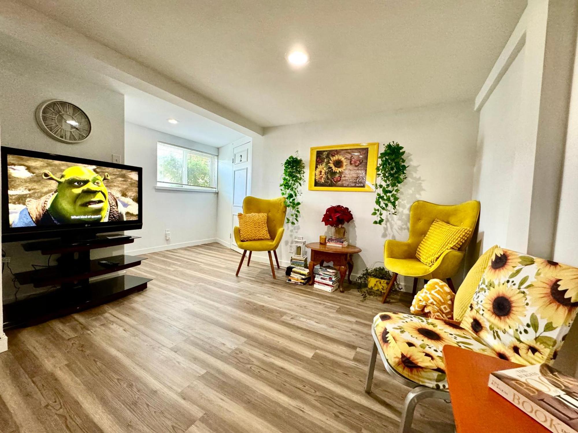 Private Room With Two Twin Beds Air Conditioning And Shared Bathrooms Located Near Seatac Airport And Downtown 시애틀 외부 사진