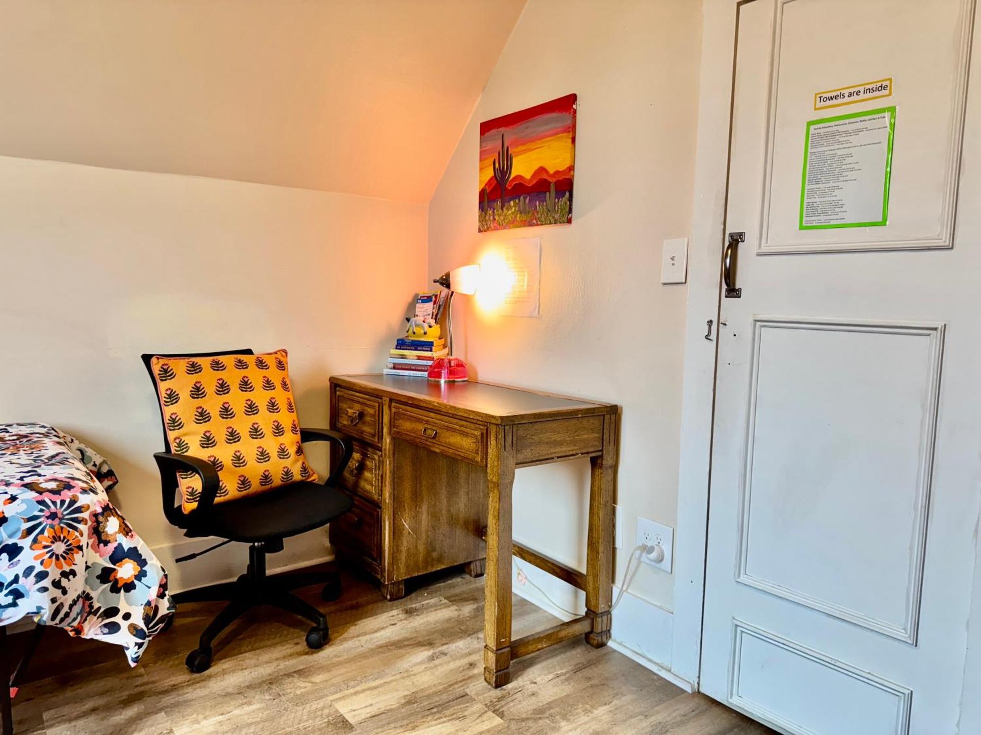 Private Room With Two Twin Beds Air Conditioning And Shared Bathrooms Located Near Seatac Airport And Downtown 시애틀 외부 사진